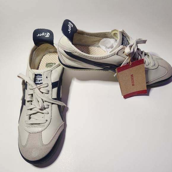 Onitsuka tiger men’s and women’s white and navy trainers - Picture 3 of 9